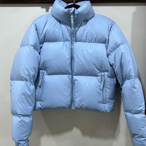 Aritzia mega puff shorty in baby blue